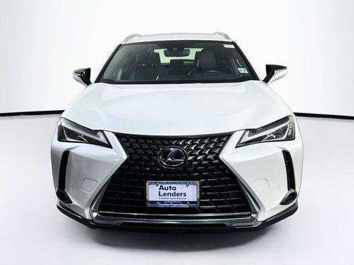 Eminent White Pearl 2022 Lexus UX 250h Base