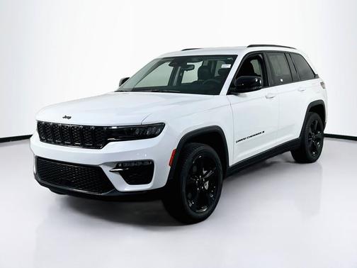 Bright White Clearcoat 2023 Jeep Grand Cherokee Limited