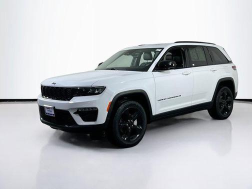 Bright White Clearcoat 2023 Jeep Grand Cherokee Limited