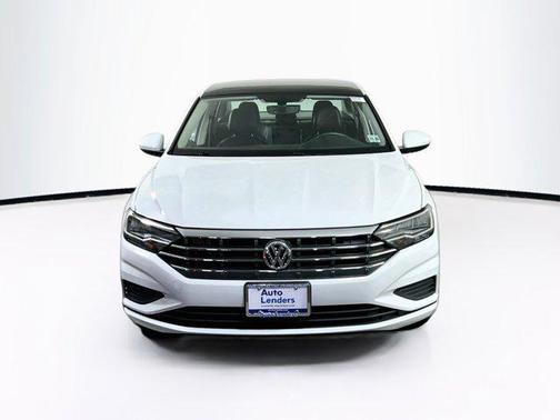 Pure White 2021 Volkswagen Jetta 1.4T SE