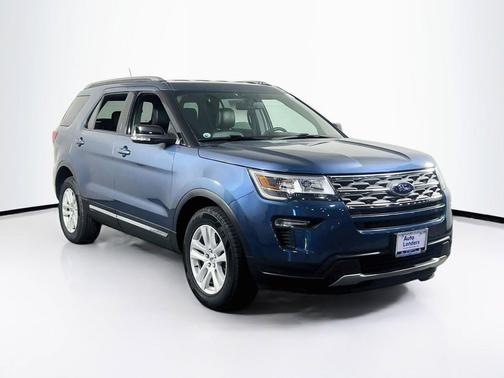 Blue Metallic 2018 Ford Explorer XLT
