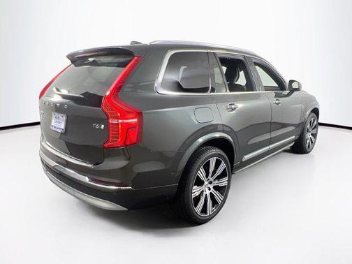 2022 Volvo XC90 T6 Inscription