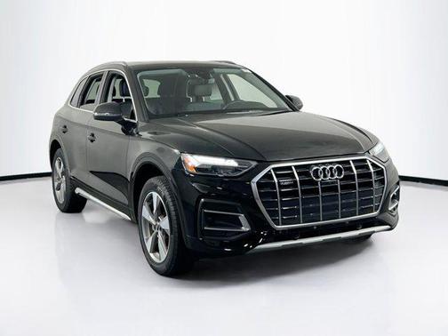 2022 Audi Q5 40 Premium Plus