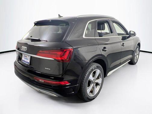 2022 Audi Q5 40 Premium Plus