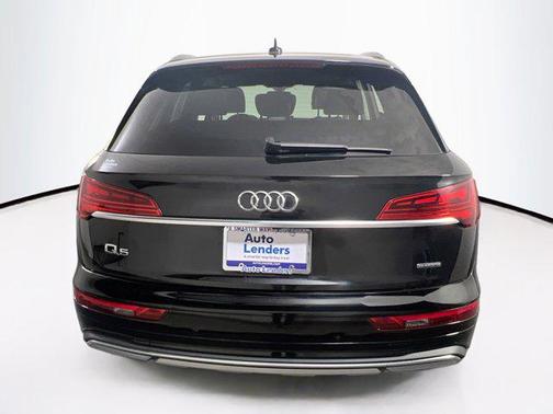 2022 Audi Q5 40 Premium Plus