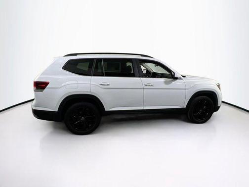 2023 Volkswagen Atlas 2.0T SE w/Technology 4MOTION