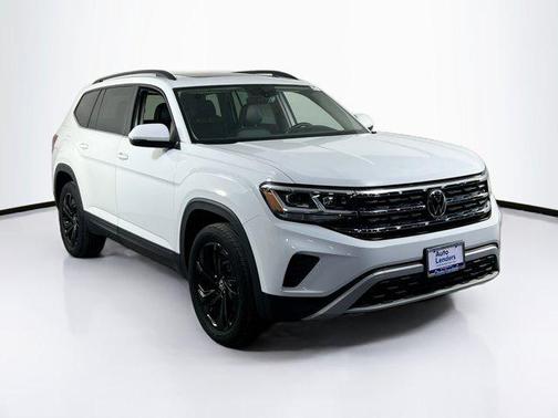 2023 Volkswagen Atlas 2.0T SE w/Technology 4MOTION