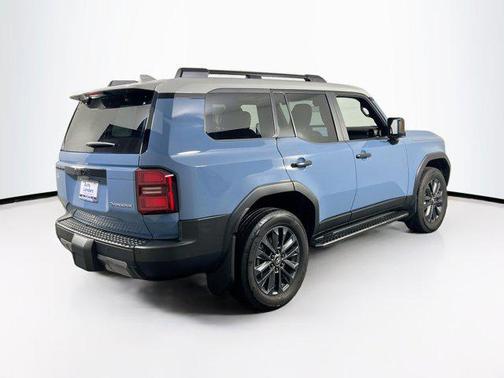 Heritage Blue/Gray Scape 2025 Toyota Land Cruiser Base