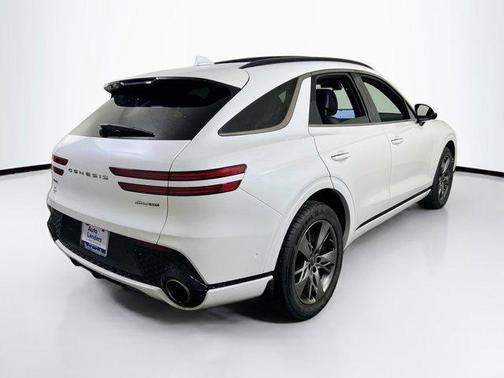Uyuni White 2023 Genesis GV70 3.5T AWD Sport