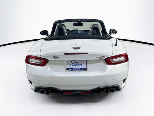 2017 FIAT 124 Spider Base