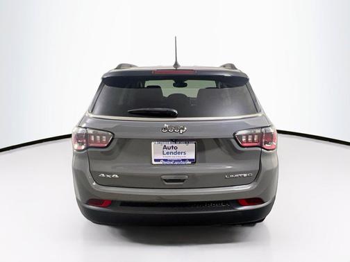 Sting-Gray Clearcoat 2022 Jeep Compass Limited