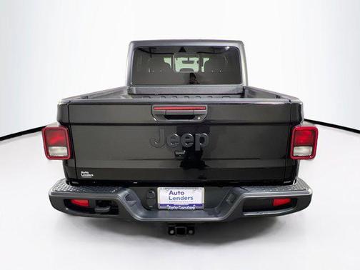 2022 Jeep Gladiator Willys 4x4