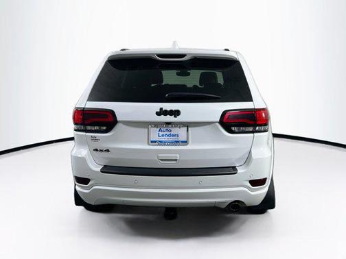 2022 Jeep Grand Cherokee Laredo