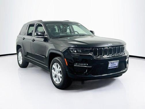 Diamond Black Crystal Pearlcoat 2023 Jeep Grand Cherokee Limited