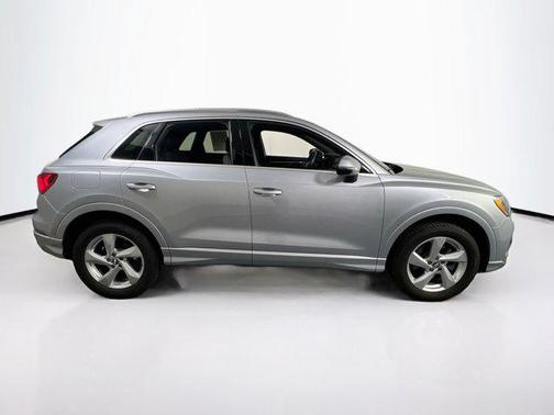 2020 Audi Q3 45 Premium