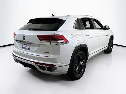 2022 Volkswagen Atlas Cross Sport 3.6L V6 SEL R-Line
