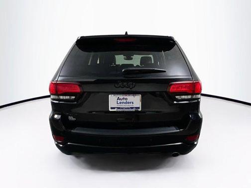2022 Jeep Grand Cherokee Laredo