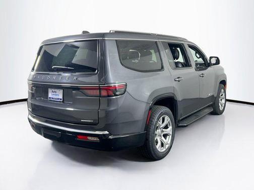 2022 Jeep Wagoneer Series II 4x4