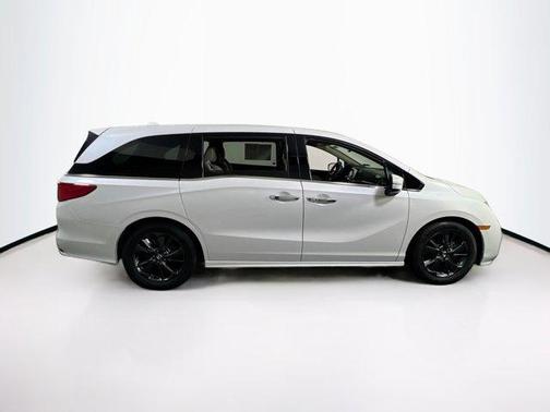2022 Honda Odyssey Elite