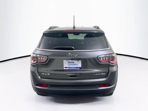 Granite Crystal Metallic Clearcoat 2022 Jeep Compass Limited