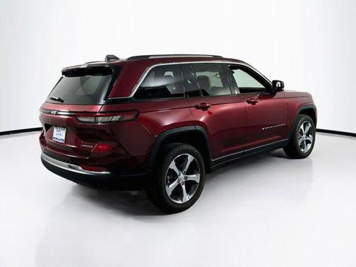 Velvet Red Pearlcoat 2023 Jeep Grand Cherokee Limited