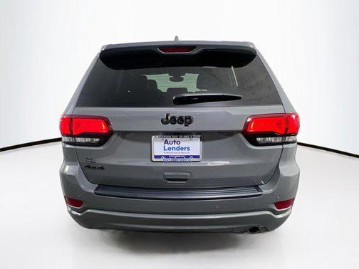 2022 Jeep Grand Cherokee Laredo