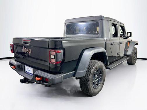 Black Clearcoat 2020 Jeep Gladiator Mojave 4x4