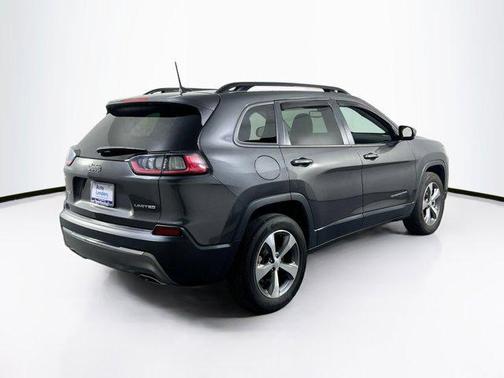 Granite Crystal Metallic Clearcoat 2022 Jeep Cherokee Limited