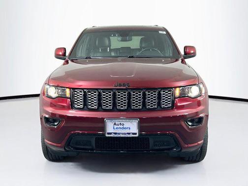 2022 Jeep Grand Cherokee Laredo