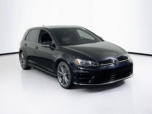 Deep Black Pearl Metallic 2017 Volkswagen Golf R 2.0T DSG