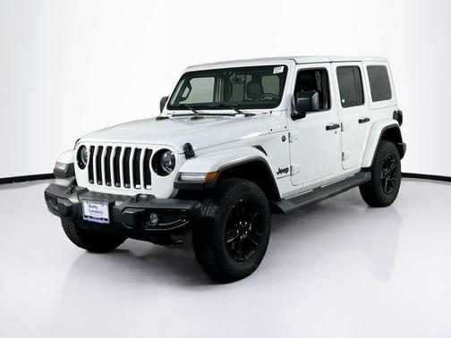 Bright White Clearcoat 2023 Jeep Wrangler 4-Door Sahara Altitude 4x4