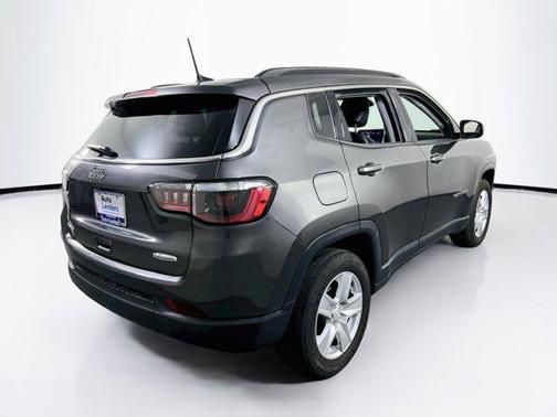 Granite Crystal Metallic Clearcoat 2022 Jeep Compass Latitude