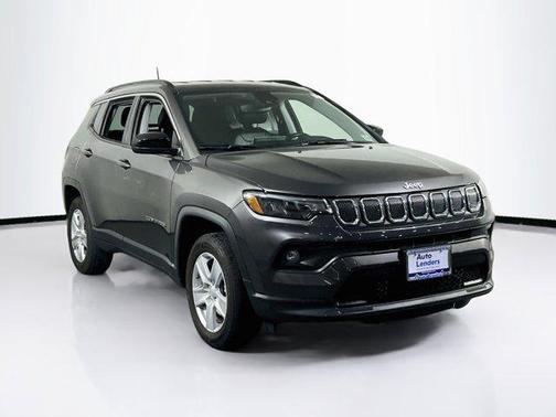 Granite Crystal Metallic Clearcoat 2022 Jeep Compass Latitude