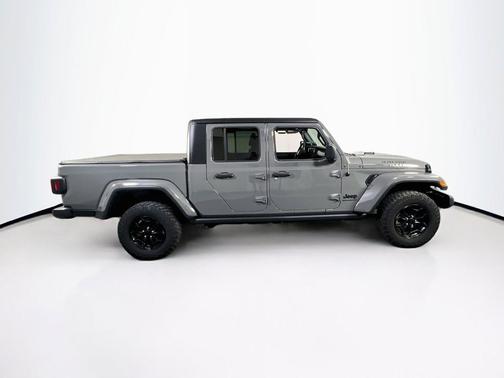 Sting-Gray Clearcoat 2023 Jeep Gladiator Willys 4x4