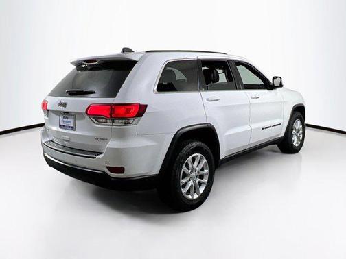 2022 Jeep Grand Cherokee Laredo