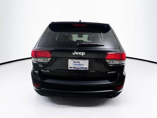 2022 Jeep Grand Cherokee Laredo