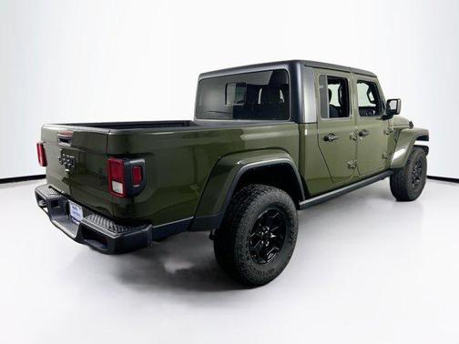 Sarge Green Clearcoat 2022 Jeep Gladiator Willys 4x4