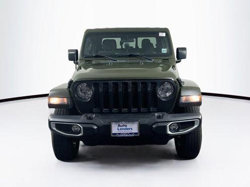 2022 Jeep Gladiator Sport S