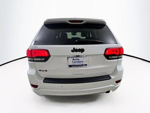 2022 Jeep Grand Cherokee Laredo