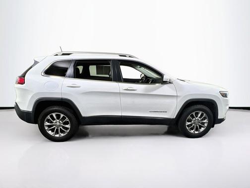 Bright White Clearcoat 2019 Jeep Cherokee Latitude Plus