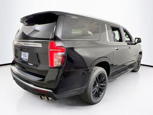 2021 Chevrolet Suburban 4WD High Country