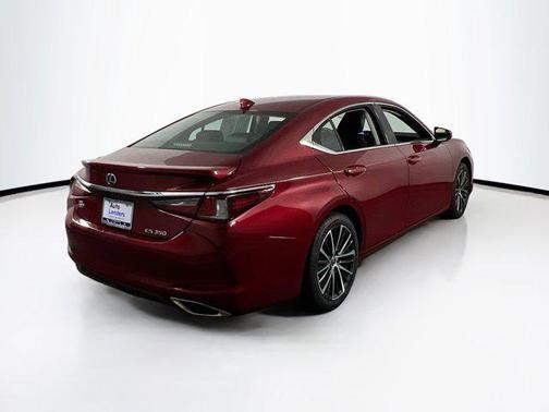2022 Lexus ES 350 Base