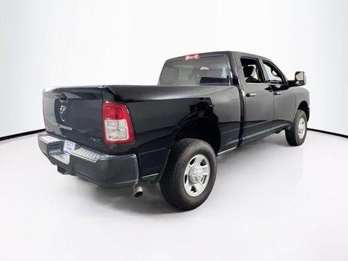 2024 RAM 2500 Tradesman Crew Cab 4x4 6'4' Box