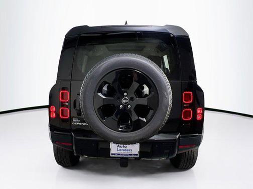 2024 Land Rover Defender 110 P300