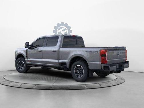 2025 Ford F-350 Lariat Super Duty