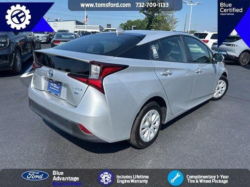2021 Toyota Prius L