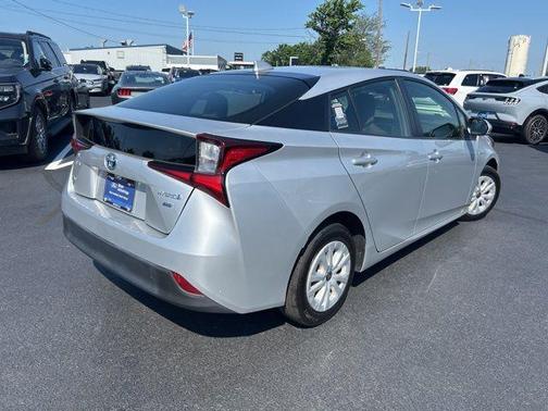 2021 Toyota Prius L