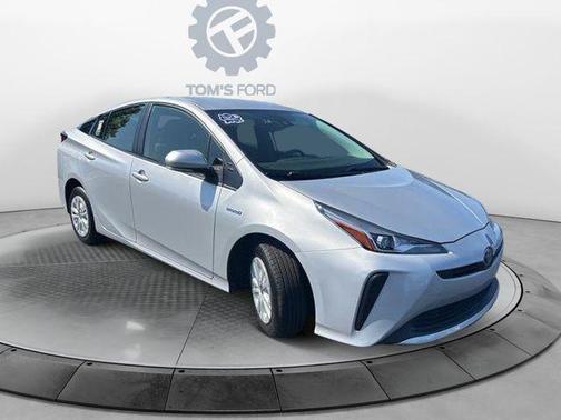 2021 Toyota Prius L