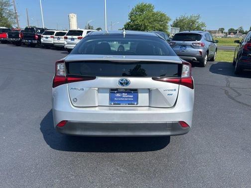 2021 Toyota Prius L