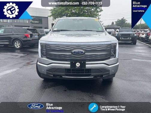 2023 Ford F-150 Lightning LARIAT